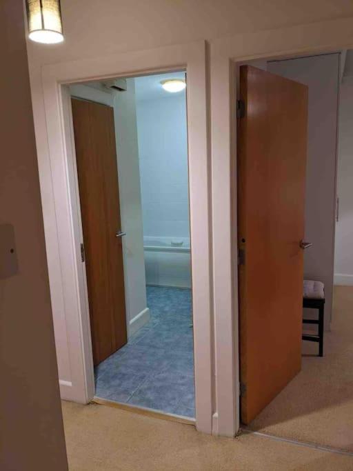 Beautiful 2 Bed Apt In Grand Canal Dublin Exterior foto
